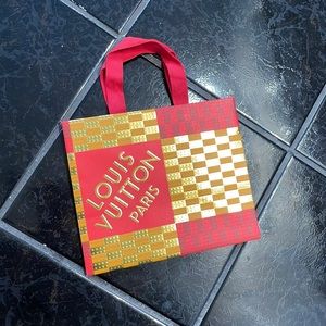 Louis Vuitton shopping bag